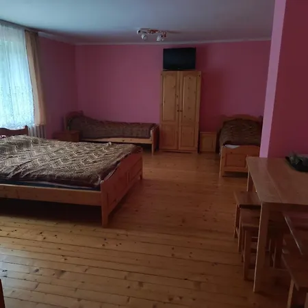 на лужку